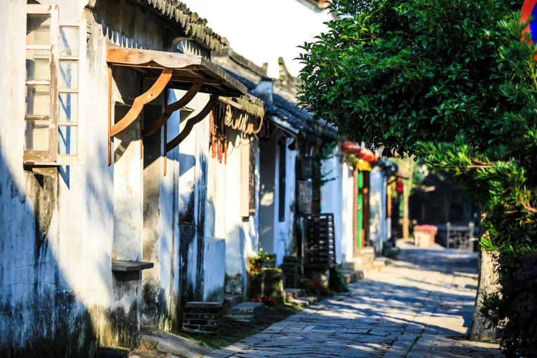 县企业联合会、企业家协会六届二次会员大会召开